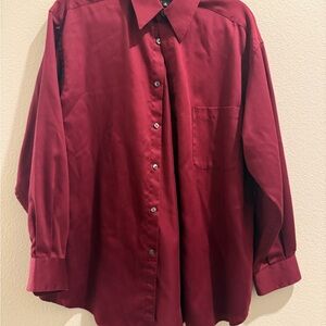 Liz Claiborne Men's Deep Red Button Down Shirt